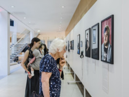 Fragmente des Krieges – Bilder aus der Ukraine, kuratiert von Andy Heller & Mirja Linnekugel 